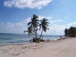 mahahual_beach_in_front_of_super_carolina1.jpg